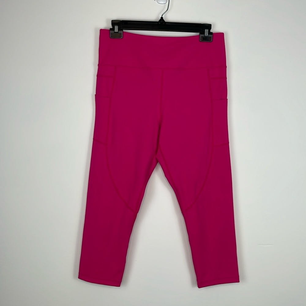 Zyia Active Pink Pocket Brillant Hi Rise Capri Workout Leggings. Size 16.